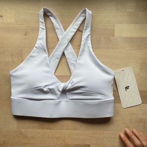 Front knot white sports bra from Fabletics!
